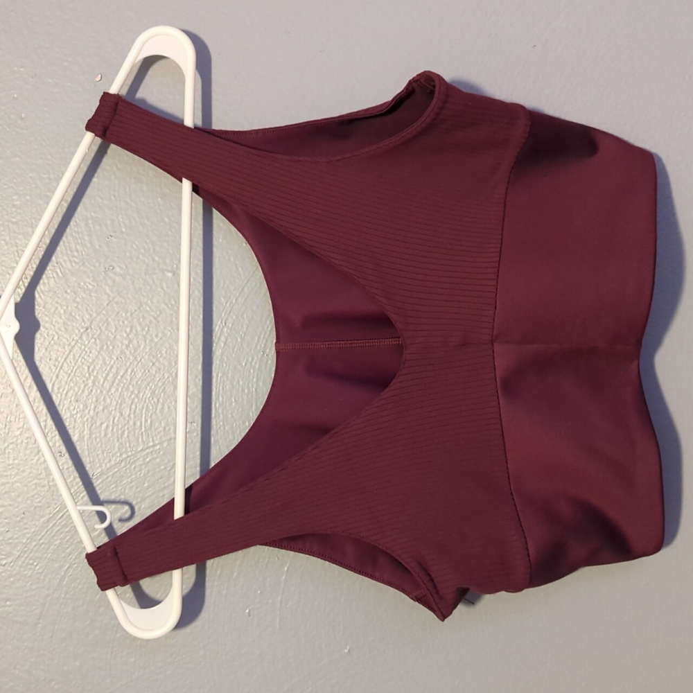 Adidas Maroon Ribbed Sports Bra Or Cropped Top Large - Picture 7 of 7